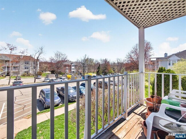 Building Photo - 403 Poets Way