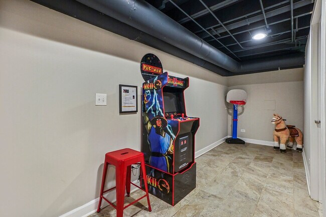 Building Photo - 18830 Hamlin Ave