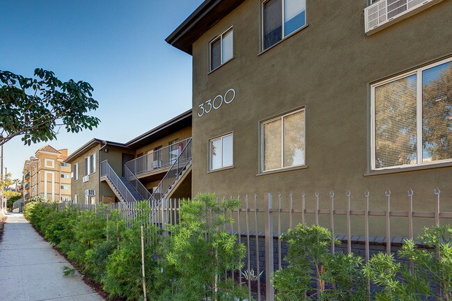 Primary Photo - 3300 W 3rd St