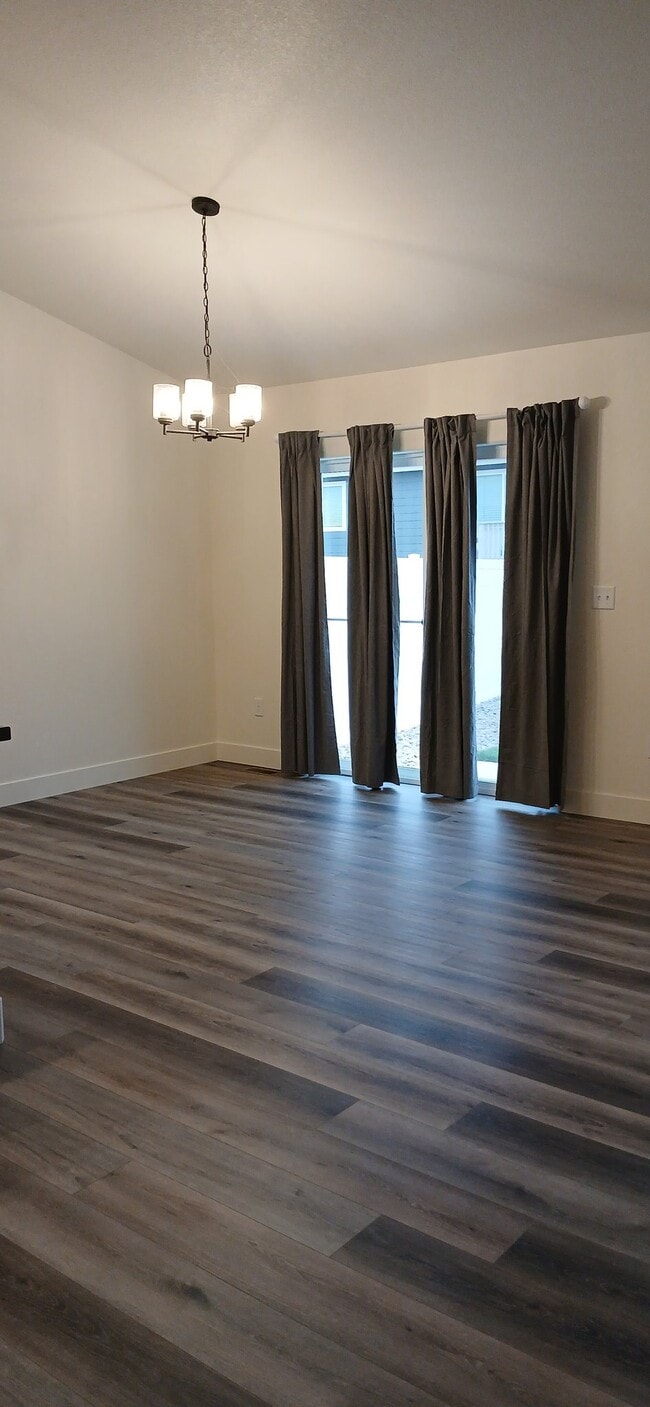 Building Photo - 2393 Juno Ln
