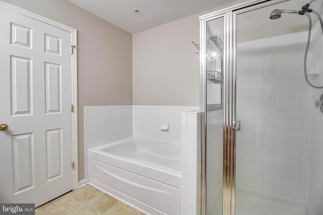 Building Photo - 2035 Astilbe Way