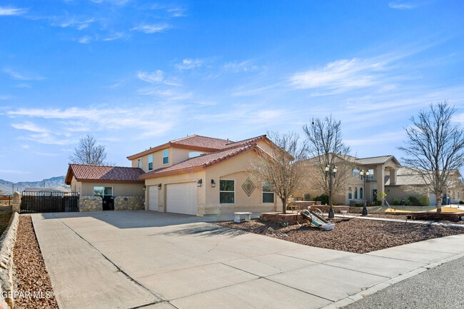 Building Photo - 6032 Valle Espanola Ln