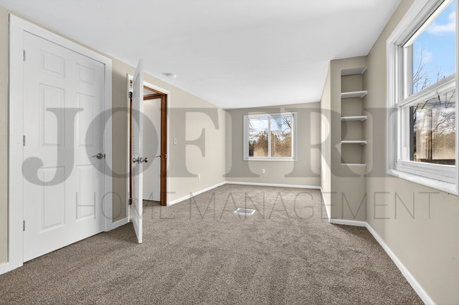 Building Photo - 19410 Nitra Ave