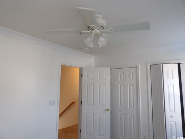 Building Photo - 121 Barnacle Ln