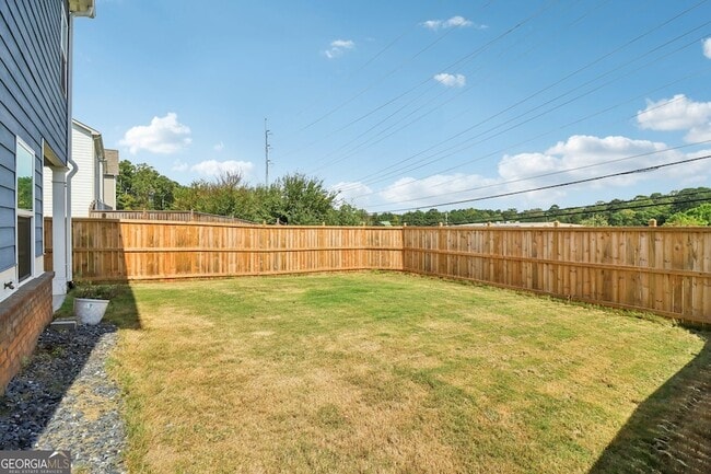 Building Photo - 3890 Clarington Dr