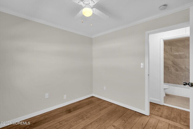 Building Photo - 101 Clearwater Dr