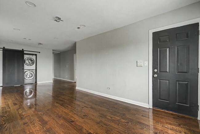 Building Photo - 6540 S Maryland Ave