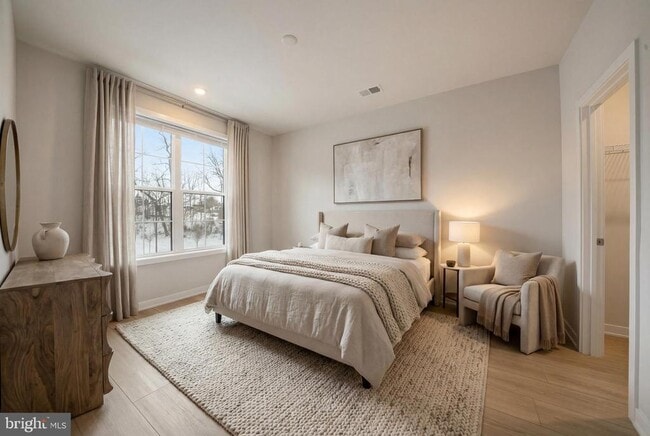 Building Photo - 7488 Backett Wood Ter