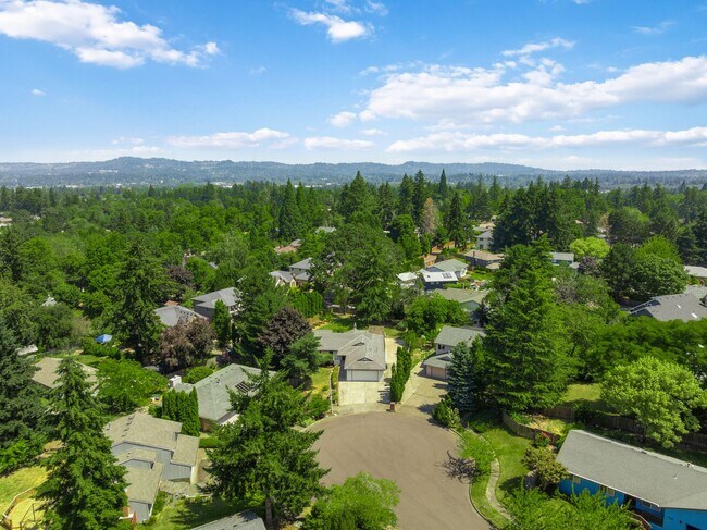 Building Photo - Stylish 3BR Beaverton Ranch w/ RV Parking & Hot Tub