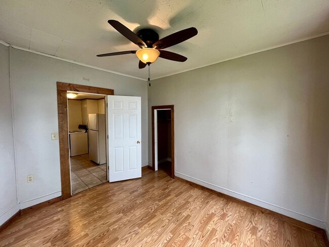 Building Photo - 1419 Upland Ave