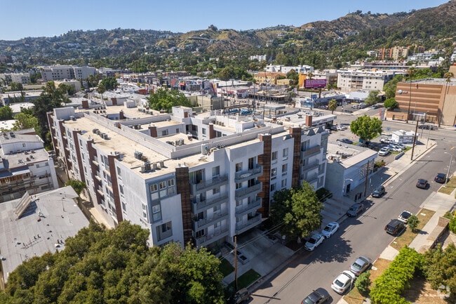 Building Photo - Fuller-Martel Apartments