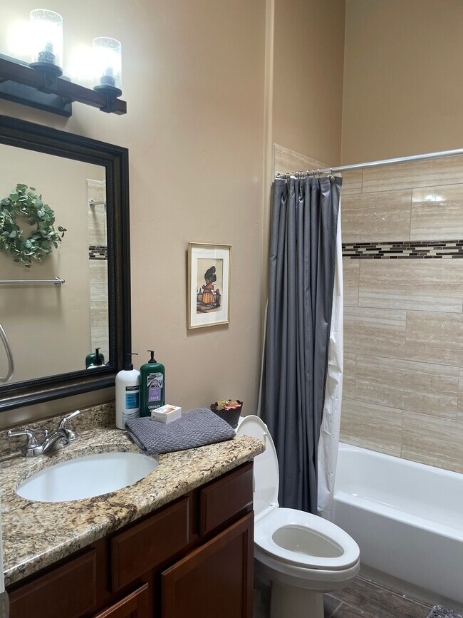 Bathroom - 1935 Mercury Ln