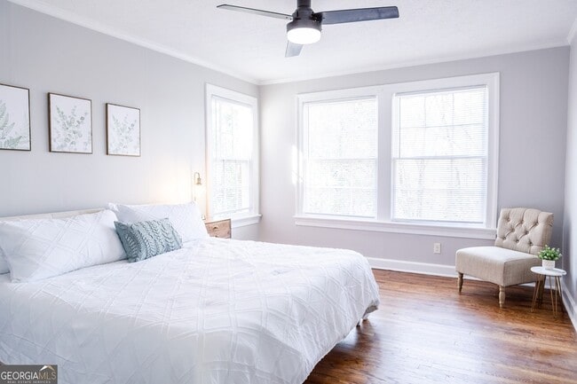 Building Photo - 111 E Screven St