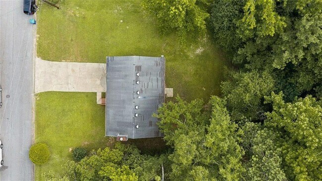 Building Photo - 7055 Hania Dr