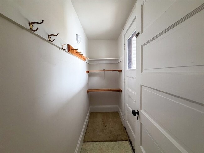 Building Photo - 233 Forest St