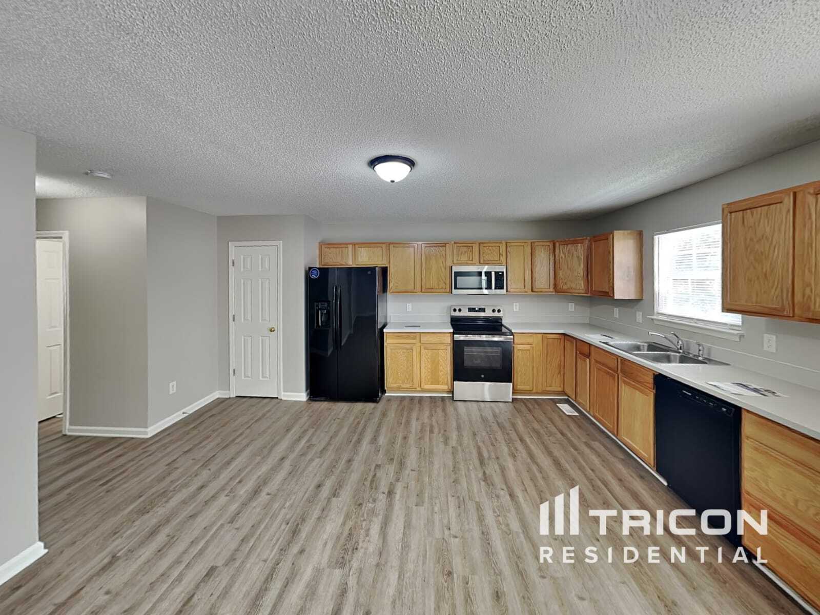 Building Photo - 533 Gingerbread Ct S