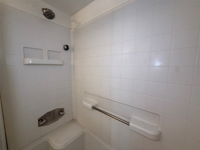 Building Photo - 2250 Bering Dr