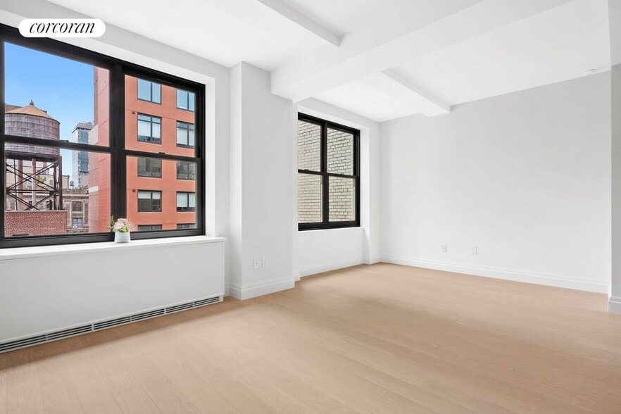Building Photo - 720 W End Ave