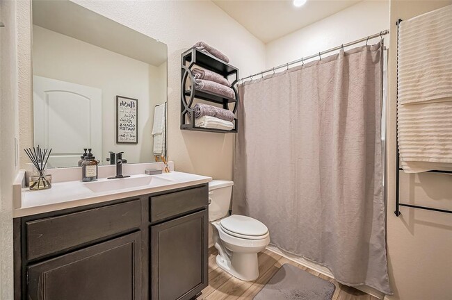 Building Photo - 22415 Kennons Way