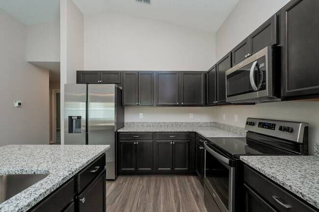 Building Photo - 10221 Carp Holw Rd