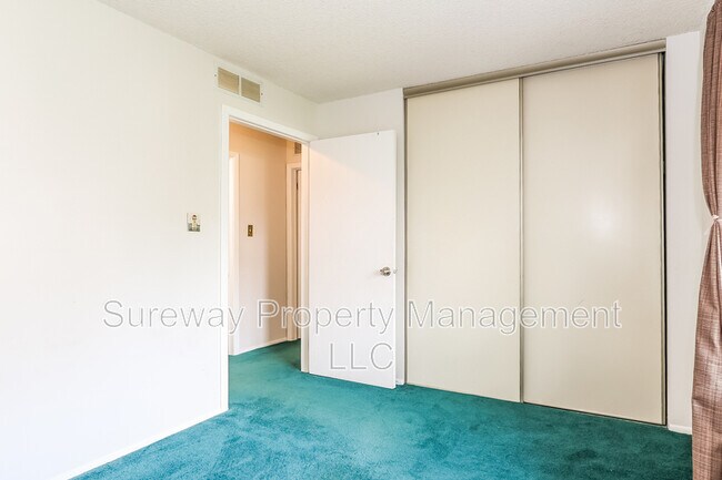 Building Photo - 4607 Aberdeen Drive