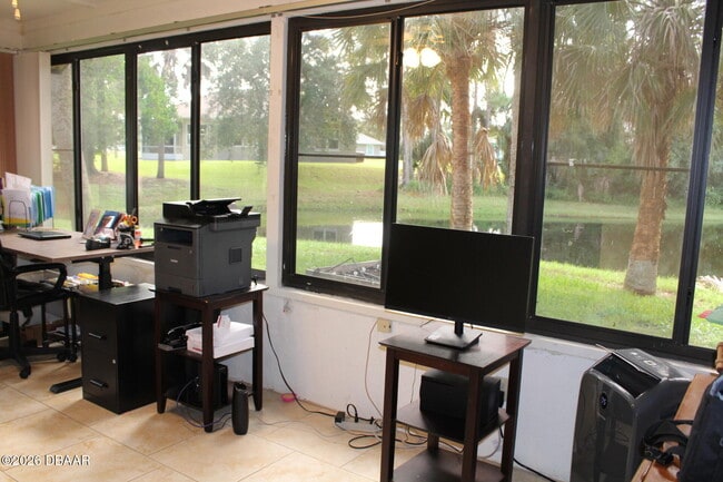 Building Photo - 4542 Rockledge Ln