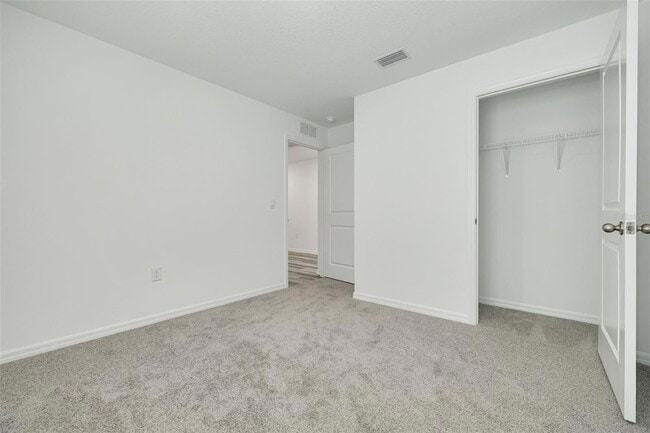 Building Photo - 803 Ace Outlaw Ave