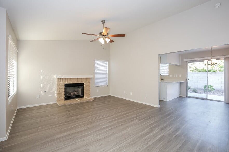 Building Photo - 306 Carrington St