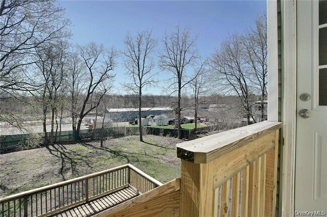 Building Photo - 304 Tower Ave