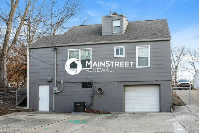 Building Photo - 3916 Circle Dr