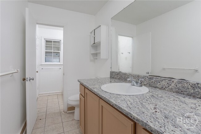 Building Photo - 5 Ossabaw Rd