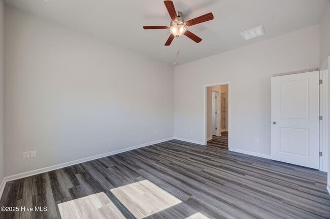 Building Photo - 3133 Burberry Ln SW