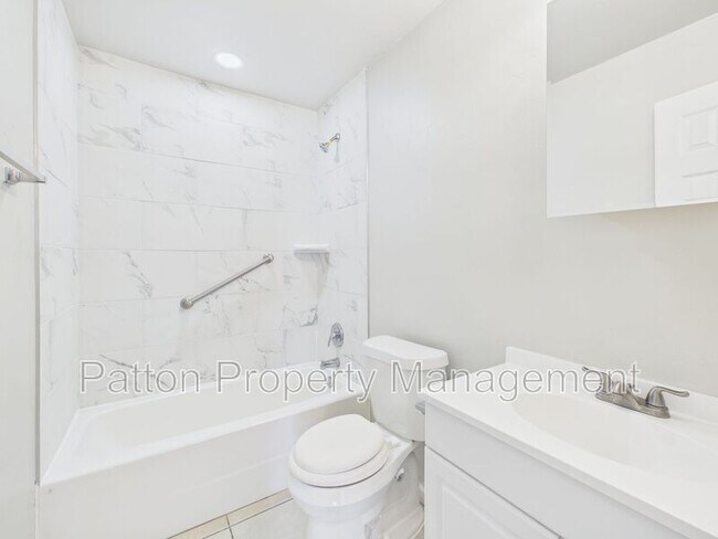 Building Photo - 3004 Westhaven Dr