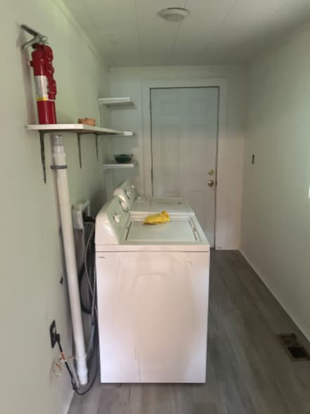 Building Photo - 221 Wilkins Ave