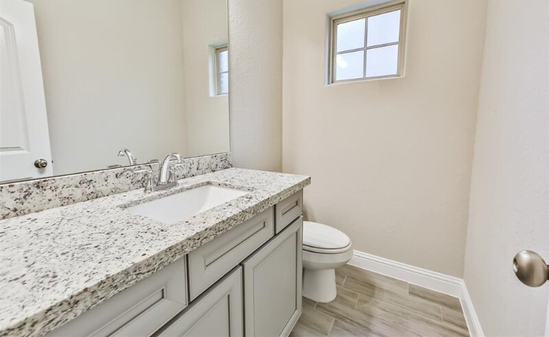 Building Photo - 1035 Carson Dr