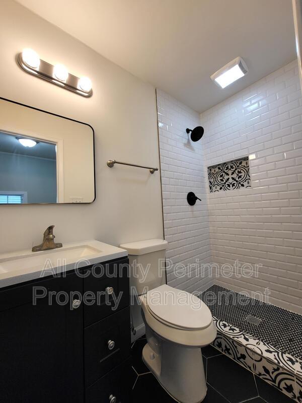 Building Photo - 278 Moreland Way