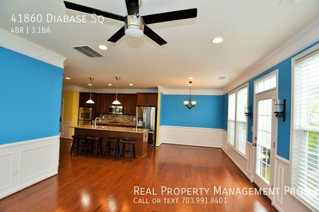 Building Photo - 41860 Diabase Square