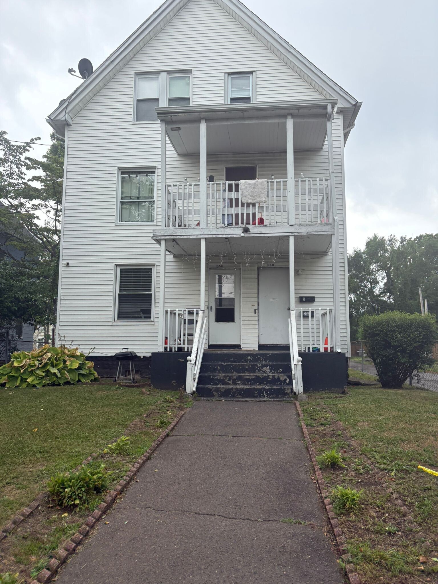 Building Photo - 268 Clinton Ave