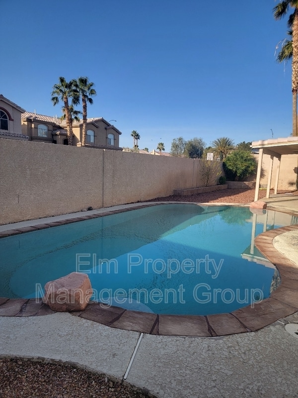 Building Photo - 1025 Trophy Club Dr