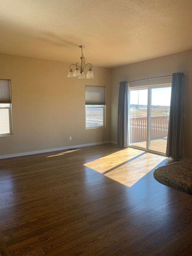 Building Photo - GORGEOUS TWO STORY WITH UNFINISHED BASEMENT