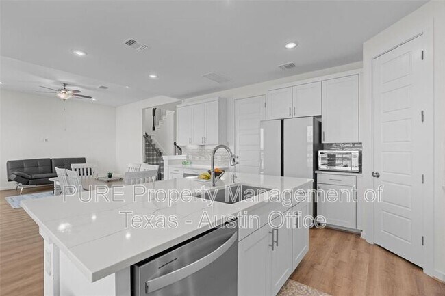 Building Photo - 4311 Port Hope St