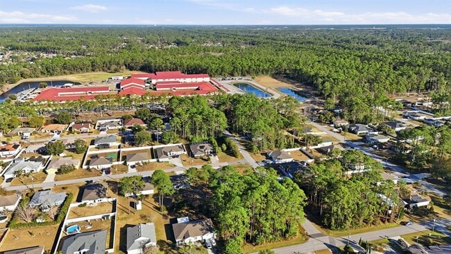 Building Photo - 6 Reybury Ln