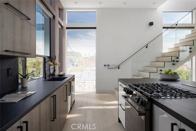 Building Photo - 3620 Ellsworth St