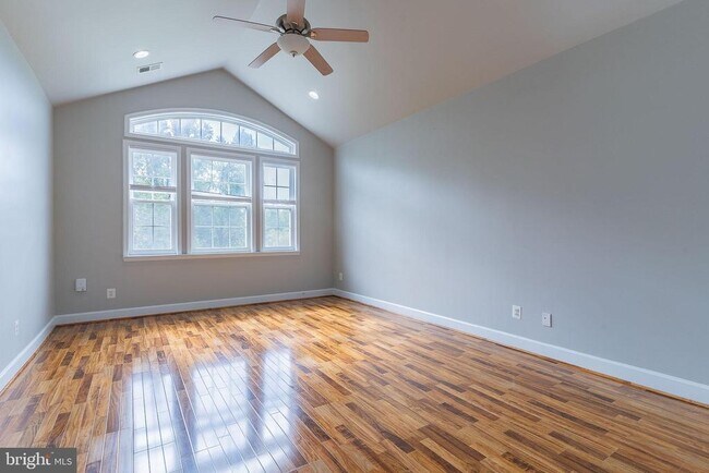 Building Photo - 13921 Gullane Dr