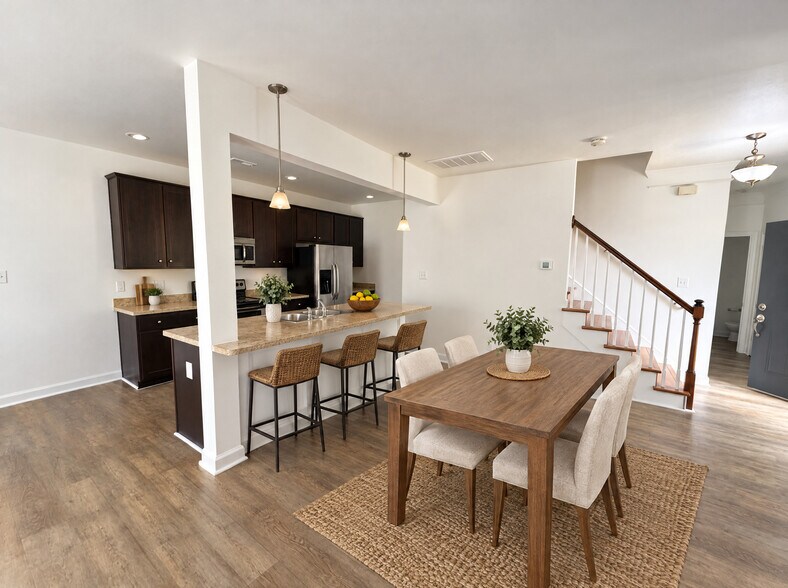 Building Photo - 4301 Cattail Ln