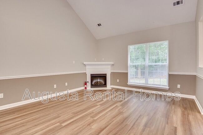 Building Photo - 7640 Pleasantville Way