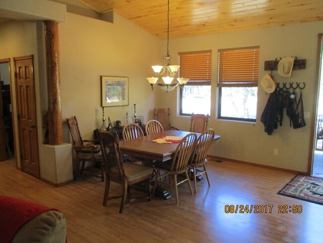Building Photo - 1561 Mustang Run