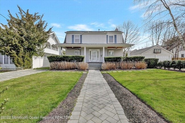 Building Photo - 1049 Norwood Ave