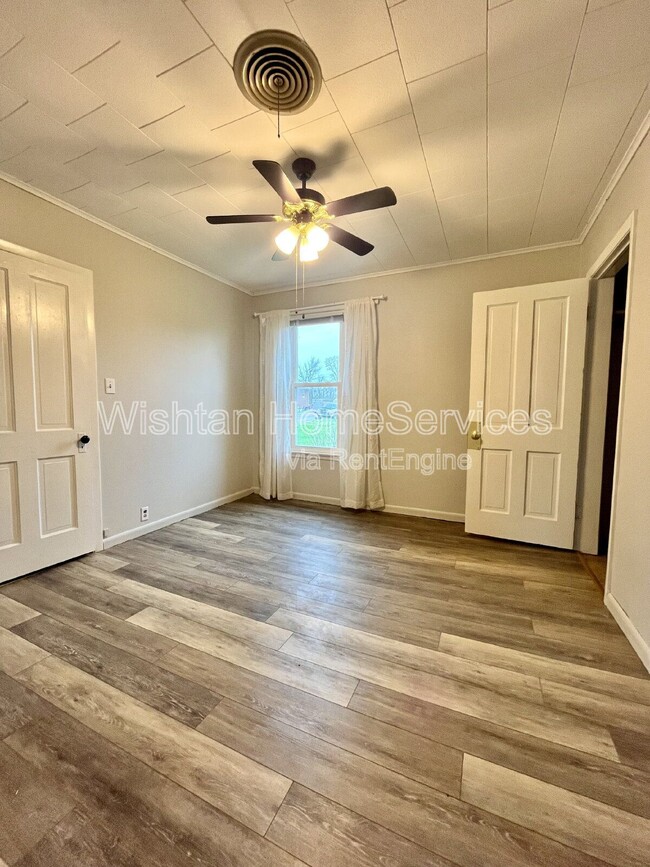 Building Photo - 2545 N Co Rd 1740