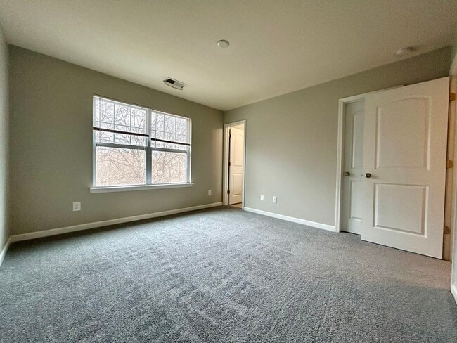 Building Photo - 10573 Bunclody Dr